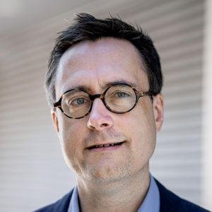 Professor Andreas König