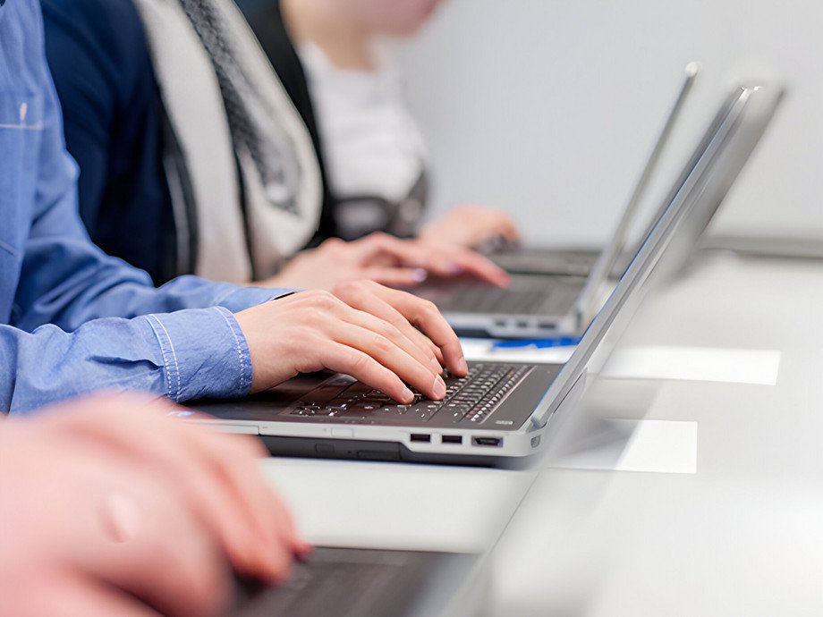 Data Neutrality and Open Access: Access to user data in the digital economy